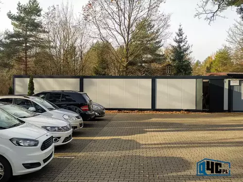 Zestaw kontenerów magazynowych - magazyn kontenerowy dostawiany do budynku